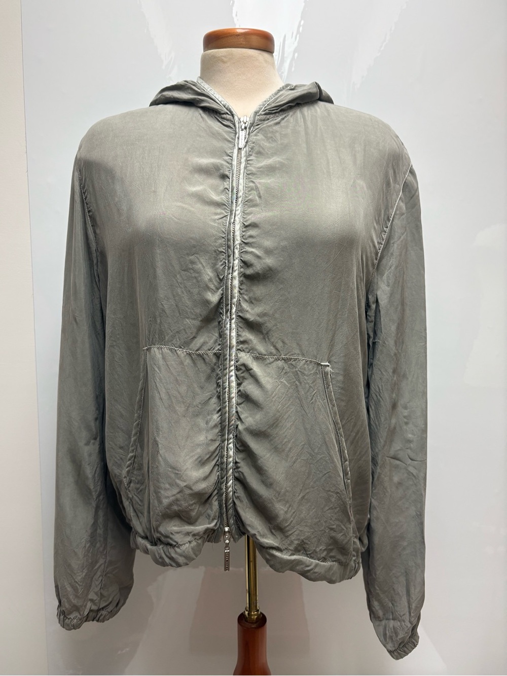 Hard Tail Forever Cupro Silk-Feel Zip Up Windbreaker Hoodie Vintage Size Medium